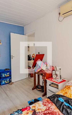 Casa à venda com 300m², 2 quartos e 3 vagas Casa à venda com 300m², 2 quartos e 3 vagasQuarto 2