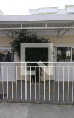 Apartamento para alugar com 47m², 2 quartos e 1 vagaÁrea comum - Salão de festas