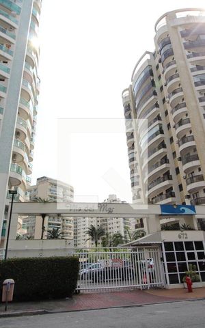 Apartamento para alugar com 75m², 2 quartos e 1 vagaFachada