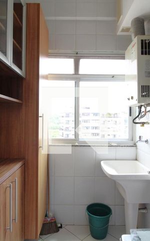 Apartamento para alugar com 75m², 2 quartos e 1 vagaÁrea de Serviço