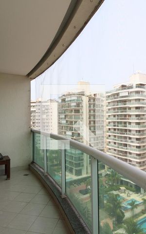 Apartamento para alugar com 75m², 2 quartos e 1 vagaVaranda