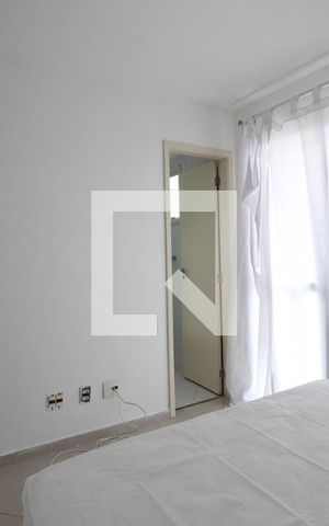 Apartamento para alugar com 75m², 2 quartos e 1 vagaQuarto 2 - Suíte