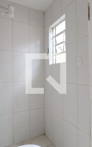 Casa para alugar com 120m², 2 quartos e 2 vagasBanheiro de serviço