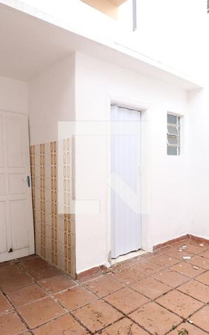 Casa para alugar com 120m², 2 quartos e 2 vagasÁrea de Serviço