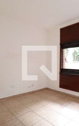Casa para alugar com 120m², 2 quartos e 2 vagasQuarto de Serviço