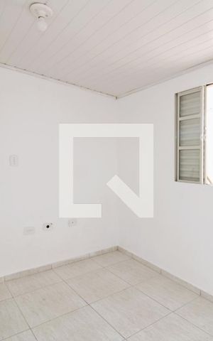 Casa para alugar com 100m², 2 quartos e 2 vagasQuarto 2