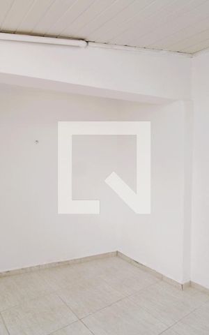 Casa para alugar com 100m², 2 quartos e 2 vagasQuarto 2