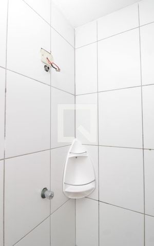 Casa para alugar com 100m², 2 quartos e 2 vagasBanheiro