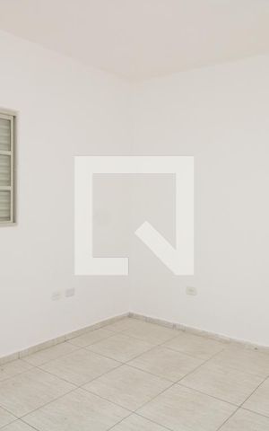 Casa para alugar com 100m², 2 quartos e 2 vagasQuarto 1
