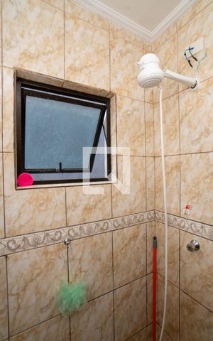 Casa à venda com 125m², 3 quartos e 2 vagas Casa à venda com 125m², 3 quartos e 2 vagasBanheiro Corredor