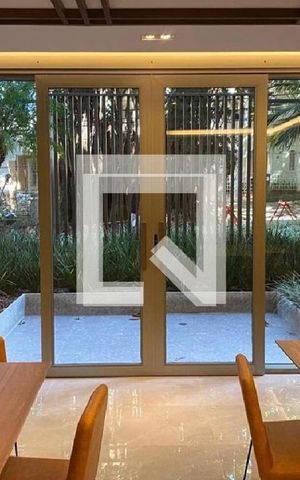 Apartamento à venda com 153m², 3 quartos e 2 vagas Apartamento à venda com 153m², 3 quartos e 2 vagasÁrea comum - Salão de festas
