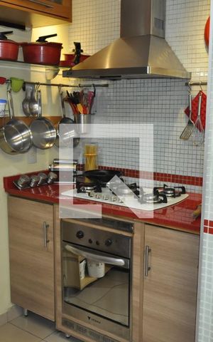 Apartamento à venda com 134m², 4 quartos e 2 vagasCozinha