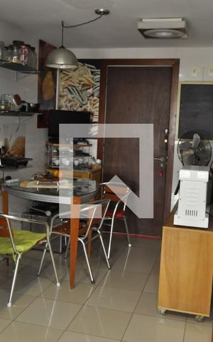 Apartamento à venda com 134m², 4 quartos e 2 vagasCozinha