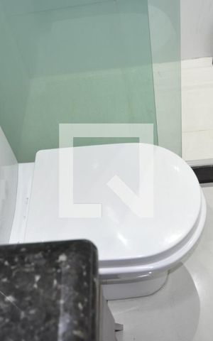 Apartamento à venda com 134m², 4 quartos e 2 vagasBanheiro 