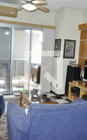 Apartamento à venda com 134m², 4 quartos e 2 vagasSala