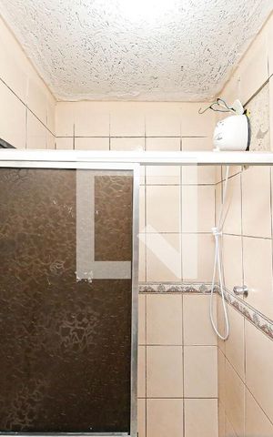 Casa à venda com 148m², 4 quartos e 3 vagas Casa à venda com 148m², 4 quartos e 3 vagasBanheiro 2