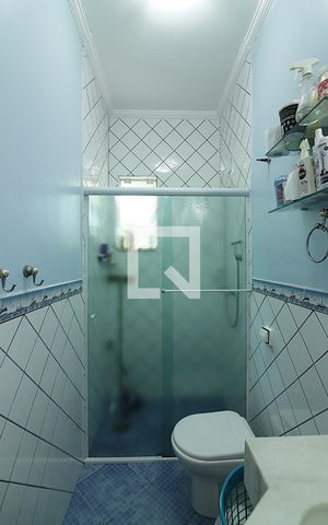 Casa à venda com 246m², 3 quartos e 3 vagasBanheiro Social