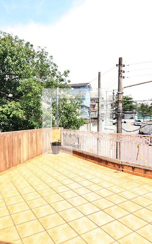 Casa à venda com 246m², 3 quartos e 3 vagasQuarto 1 - Suíte Varanda