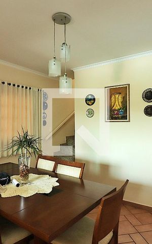 Casa à venda com 246m², 3 quartos e 3 vagasCopa
