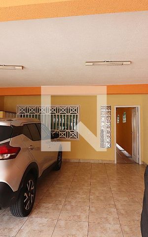 Casa à venda com 246m², 3 quartos e 3 vagasGaragem