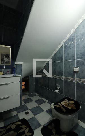 Casa à venda com 246m², 3 quartos e 3 vagasLavabo