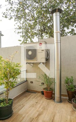 Casa de condomínio à venda com 165m², 3 quartos e 2 vagas Casa de condomínio à venda com 165m², 3 quartos e 2 vagasVaranda
