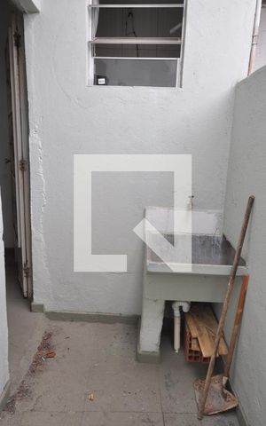 Casa para alugar com 40m², 1 quarto e sem vagaÁrea de Serviço