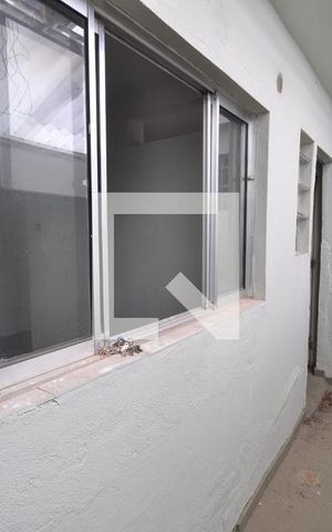 Casa para alugar com 40m², 1 quarto e sem vagaÁrea de Serviço
