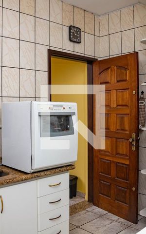 Casa à venda com 313m², 4 quartos e 3 vagas Casa à venda com 313m², 4 quartos e 3 vagasCozinha