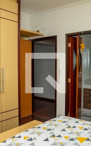 Casa à venda com 313m², 4 quartos e 3 vagas Casa à venda com 313m², 4 quartos e 3 vagasQuarto 1 - suíte