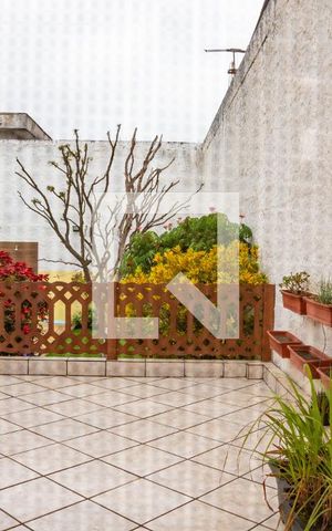 Casa à venda com 313m², 4 quartos e 3 vagas Casa à venda com 313m², 4 quartos e 3 vagasVista do quarto 4
