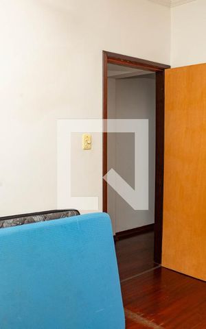 Casa à venda com 313m², 4 quartos e 3 vagas Casa à venda com 313m², 4 quartos e 3 vagasQuarto 2