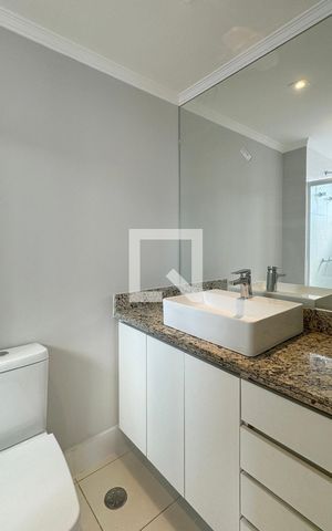 Apartamento à venda com 66m², 2 quartos e 1 vagaBanheiro da Suíte 1