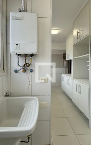 Apartamento à venda com 66m², 2 quartos e 1 vagaÁrea de Serviço
