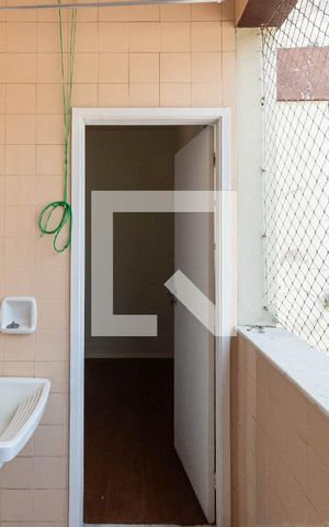 Apartamento à venda com 72m², 2 quartos e 1 vagaÁrea de Serviço