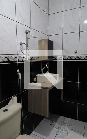 Casa à venda com 70m², 1 quarto e sem vagaBanheiro