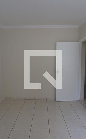 Casa à venda com 70m², 1 quarto e sem vagaSala