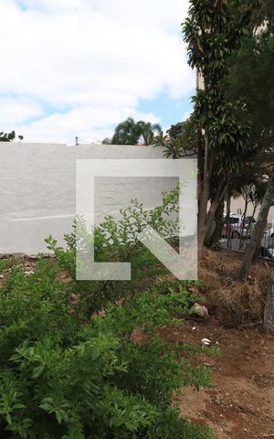 Casa à venda com 70m², 1 quarto e sem vagaEntrada
