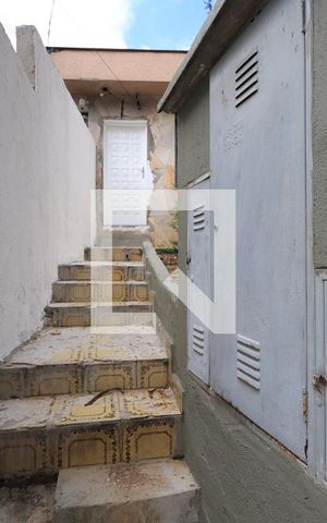 Casa à venda com 70m², 1 quarto e sem vagaEntrada