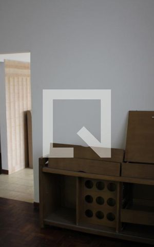Casa para alugar com 350m², 5 quartos e 1 vagaSala