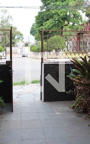 Casa para alugar com 350m², 5 quartos e 1 vagaQuintal
