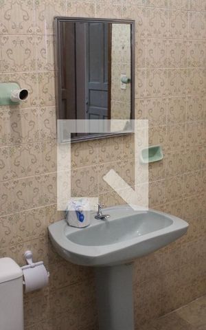 Casa para alugar com 350m², 5 quartos e 1 vagaBanheiro