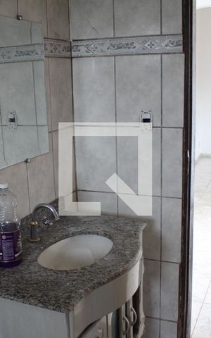 Casa para alugar com 350m², 5 quartos e 1 vagaCasa 2 Banheiro