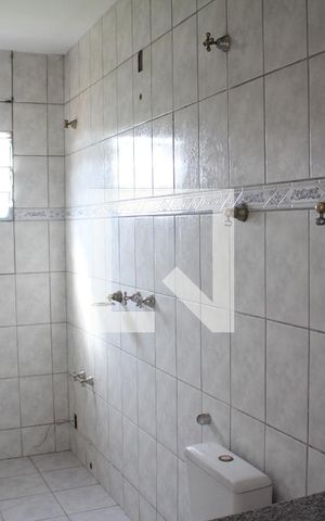 Casa para alugar com 350m², 5 quartos e 1 vagaCasa 2 Banheiro