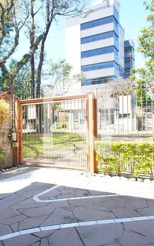 Casa à venda com 270m², 4 quartos e 4 vagasGabinete - Vista