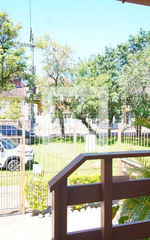 Casa à venda com 270m², 4 quartos e 4 vagasSala - Vista