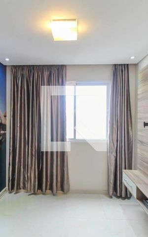Apartamento à venda com 47m², 2 quartos e 1 vaga Apartamento à venda com 47m², 2 quartos e 1 vagaSala de Jantar