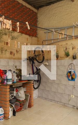Casa para alugar com 120m², 3 quartos e 6 vagasÁrea de Serviço