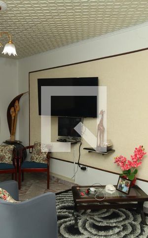 Casa para alugar com 120m², 3 quartos e 6 vagasSala