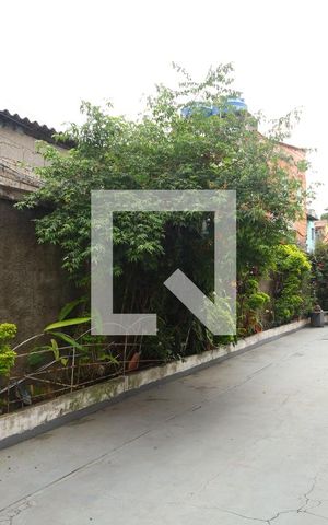 Casa para alugar com 120m², 3 quartos e 6 vagasQuintal e Garagem